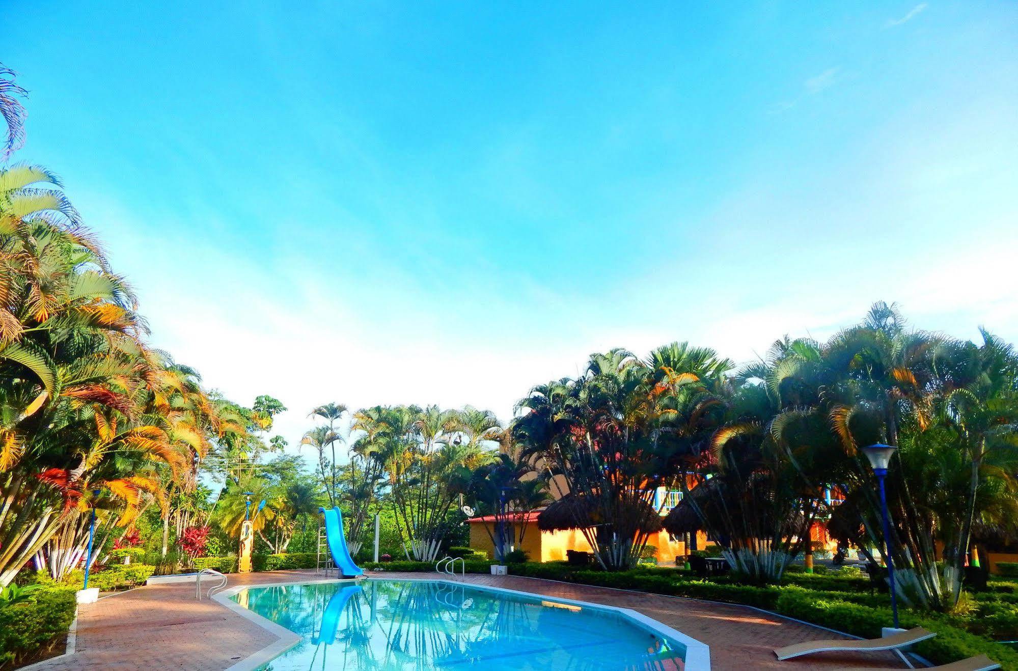 Hotel Campestre La Herradura La Palmera エクステリア 写真